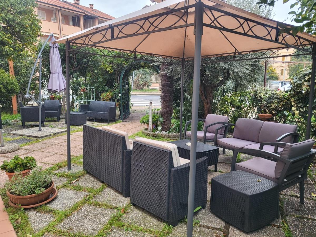Villa Rosa Loano Exterior foto